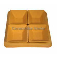A075 - Antipastiera quadrata 4 vaschette / 26x26.cm A075 - Antipastiera quadrata 4 vaschette / 26x26.cm
