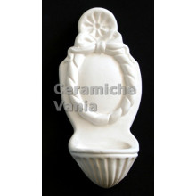 TB H072 - Acquasantiera con fiocco - cm. TB H072 - Acquasantiera con fiocco - cm.