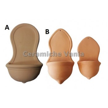 W003 - Acquasantiera mod. A / 60.cm