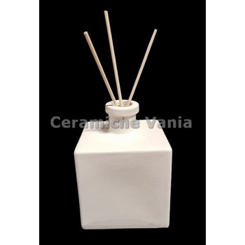 TB P246 - Profumatore bottiglia quadrata - cm. 9x9x11.5h